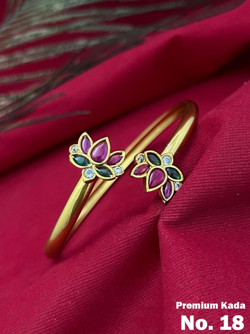 Simple Flower Design Bangles - Image 7
